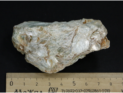 Тальк зеленый (благородный) необработанный, Урал, Шабры (78*45*35 мм, 138 г) №20566