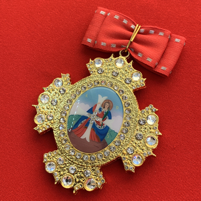 Орден Святой Екатерины 2-й степени со стразами и бантом из муаровой ленты. Полноразмерная копия LUX! Лот № 53.