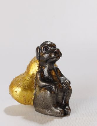Сувенир " Год Собаки" с золотым сердцем