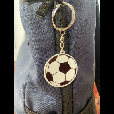 БРЕЛОК "МЯЧ ФУТБОЛ" (МЕТАЛЛИЧЕСКИЙ ПЛОСКИЙ ДВУСТОРОННИЙ)