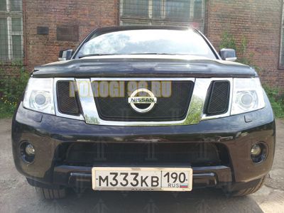 Защита радиатора Nissan Pathfinder (NAVARA) (2011-2012) black верх