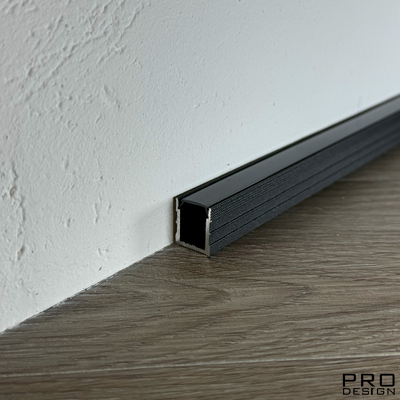 Декоративный стеновой профиль Pro Design 536 Черный