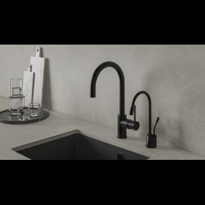 Система мгновенного кипячения воды 2в1 AQUAHOT 1100 MB (матовый черный)