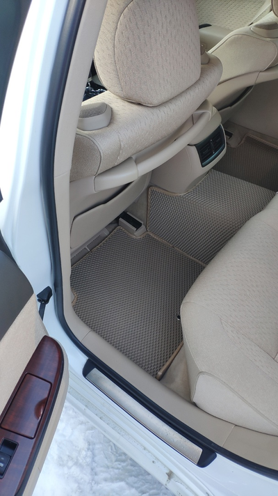 Toyota Crown XIII S200 2008-2012