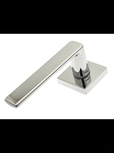 Дверная ручка на квадратном основании Fratelli Cattini "ELLE" 8-CR полированный хром