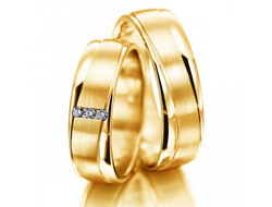 Обручальные кольца из жёлтого золота