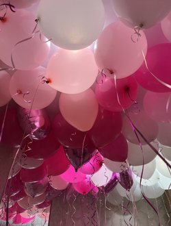 Шары розовые, белые и розовые сердечки 100 шт под потолок
