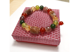 Браслет из камней: сердолик, лунный камень, цитрин, серпентинит, нефрит, кварц клубничный