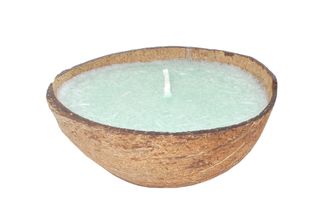 Свеча в кокосе с ароматом Зеленого чая