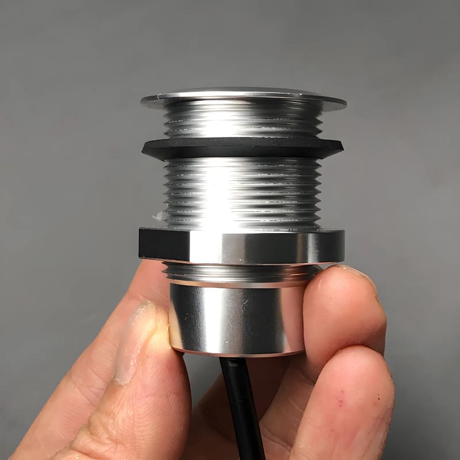 MIC-09. Вандалостойкий всепогодный конденсаторный микрофон для систем видеонаблюдения (-25 до +70 Гр