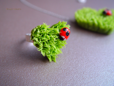 Кольцо "Травяное сердечко".