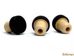 Пробка "Камю" черная 19,5 мм  (с отверстием)