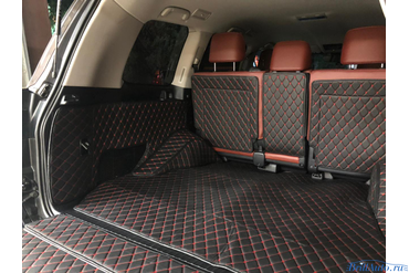 3D-КОВРИКИ ИЗ ЭКОКОЖИ В BMW X5