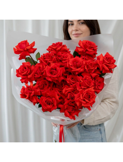 Букет из 25 алых французских роз