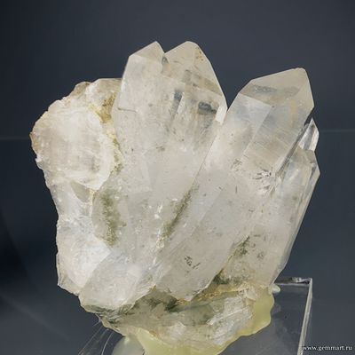 Горный хрусталь, сросток кристаллов с включениями хлорита. Северная Осетия.55*25*50мм
