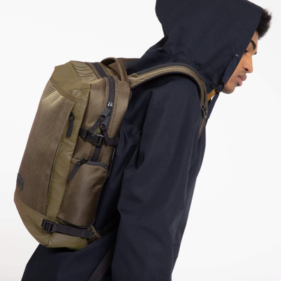 Рюкзак Eastpak Tecum M CNNCT Sand