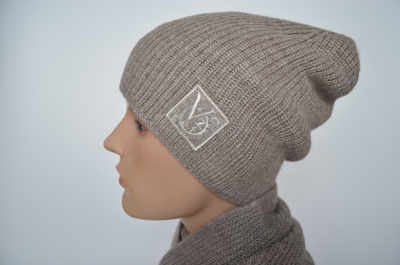 Vizio шапка 1743 CY бежевая