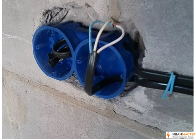Установка розеток в два подрозетника в стене Москва ИВАНМАСТЕР