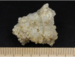 Кварц на халцедоне, необработанный "дикий" образец, Россия, Северный Кавказ, КЧР, Усть-Джегутинский район (29*23*20 мм, 7 г) №28373