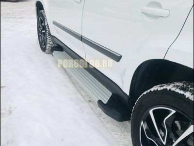 Пороги на Honda CR-V (2007-2012) Start