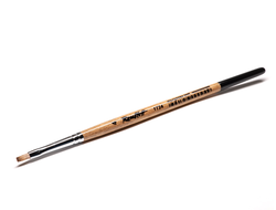 Roubloff: Кисть серии 1Т24 №4 (синтетика плоская имитация мангуста)