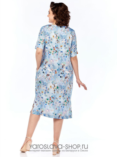 Платье прямое из вискозы голубого цвета с рисунком