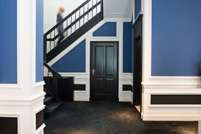 Молдинг с гладким профилем из полиуретана Orac Decor - Luxxus - (Орак Декор-Люксус) P8050