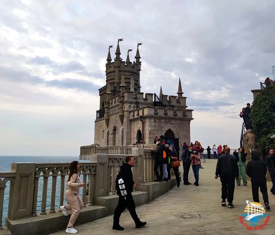 Ласточкино гнездо