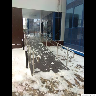 Ограждение пандуса из нержавеющей стали