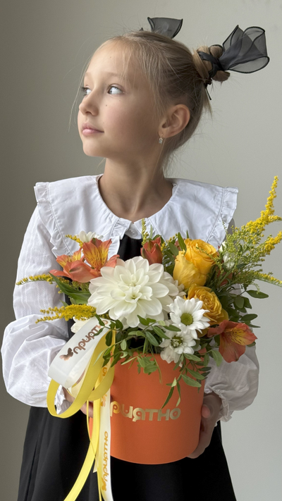 Цветочная композиция учителю / воспитателю № 802