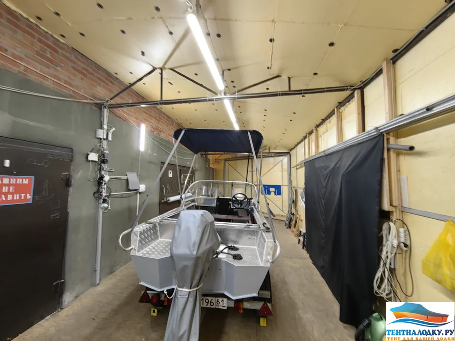 Биминитоп на лодку Вятбот 390