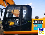 Стекло дверное верхнее с вырезом под форточку закаленное JCB JS 205LC