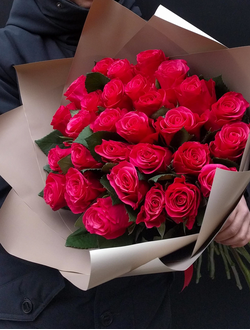 Самый красивый букет красных роз, яркие розы, купить красные розы