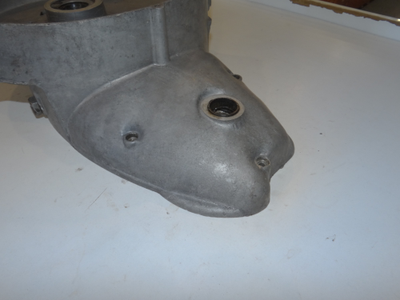 Левая крышка двигателя С3Д