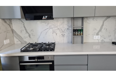 Столешница из акрилового камня на кухню