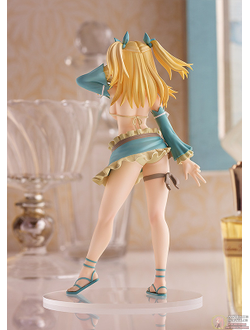 Фигурка Люси Хартфилия (Lucy Heartfilia Aquarius Form Ver. Pop Up Parade)