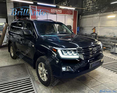 Фары Toyota Land Cruiser 200 в стиле 300 LED, бегающие