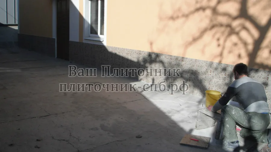 Адлер. Облицовка фасада дома.