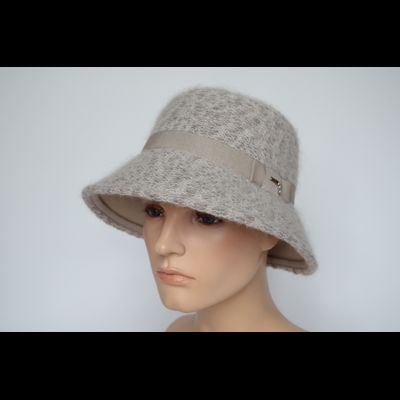 Фетровая бежевая шляпа с вязаной отделкой Vizio Италия 7083 PL