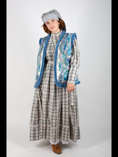 Жилет в русском стиле «Павлово-Посадский»