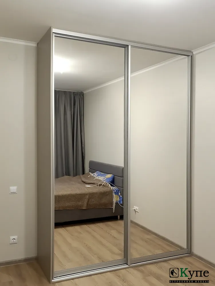 098 Шкаф-купе