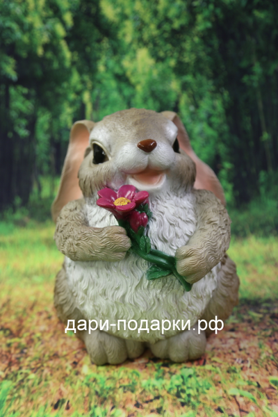 Зайка с цветком 24*15см    0,9кг   полистоун Россия 1097-012146