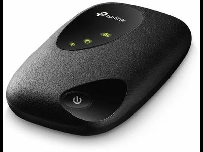 Портативный Wi-Fi роутер TP-Link M7200 3G/4G(LTE)