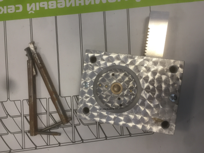 Гаражный замок из текстолита, тот самый который не замерзает