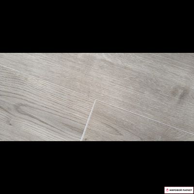 Ламинат Rooms Suite Дуб Луксор Титан RV824WAS 32 класс толщина 8 мм с фаской 2.672 м2