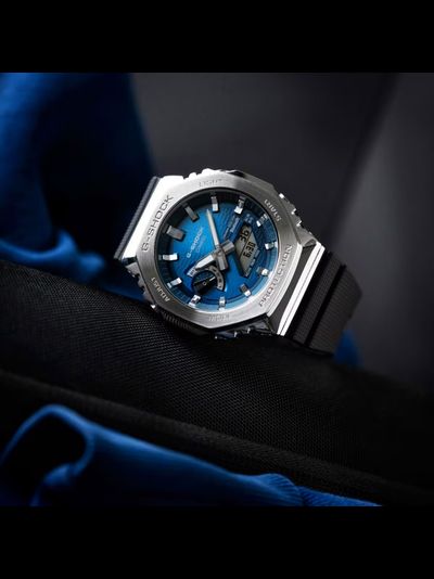 Часы Casio G-Shock GBM-2100A-2B