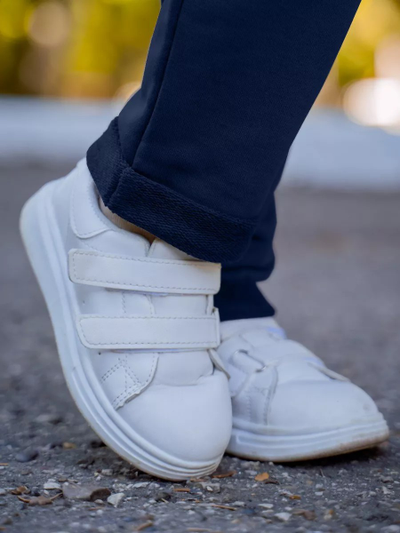 Брюки с подворотами синие