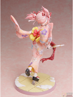 Фигурка 1/7 Мадока Канамэ (Madoka Kaname Haregi Ver.)