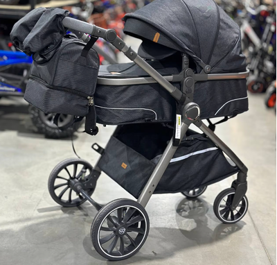 Детская коляска 3 в 1 Luxmom V8 Черный