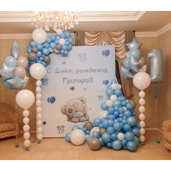 Фотозона из воздушных шаров "На первый годик"